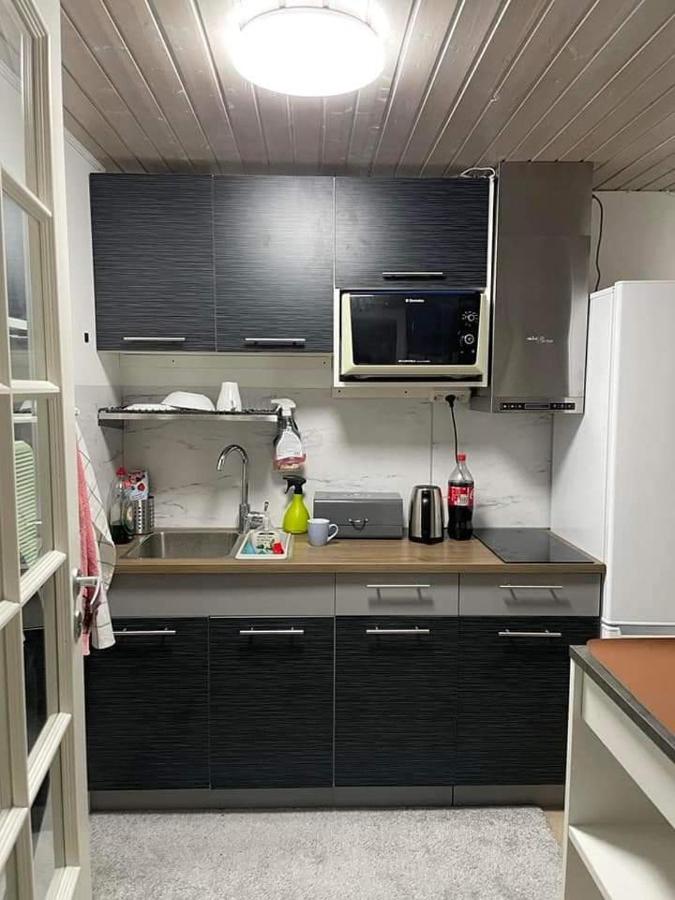 Oeljersjoe Cottage Lyckeby ภายนอก รูปภาพ